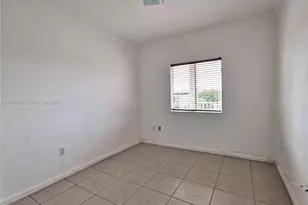 17350 NW 67th Ave, Hialeah, FL 33015 - Photo 13