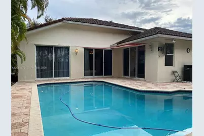 1210 S 13th Ave, Hollywood, FL 33019 - Photo 27