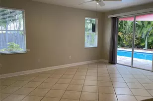 1210 S 13th Ave, Hollywood, FL 33019 - Photo 9