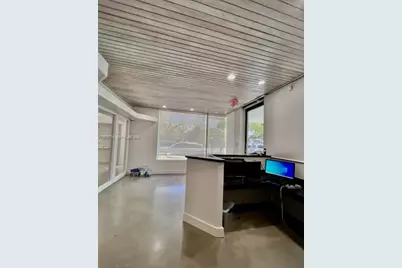 721 NE 3rd Ave #A, Fort Lauderdale, FL 33304 - Photo 5