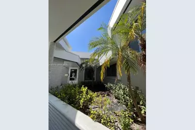 721 NE 3rd Ave #A, Fort Lauderdale, FL 33304 - Photo 37