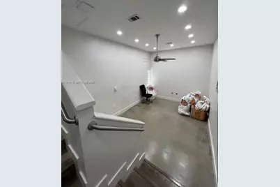 721 NE 3rd Ave #A, Fort Lauderdale, FL 33304 - Photo 31