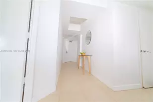 20000 E Country Club Dr, Aventura, FL 33180 - Photo 21