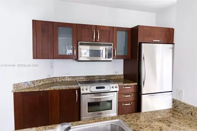20000 E Country Club Dr #1001, Aventura, FL 33180 - Photo 9