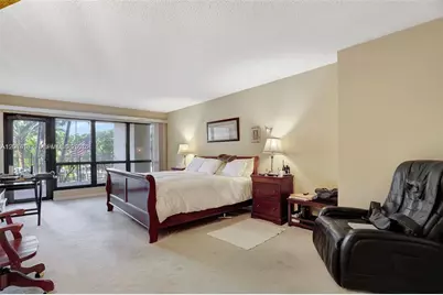 1800 S Ocean Blvd #210, Lauderdale by the Sea, FL 33062 - Photo 13