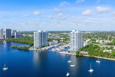 17111 Biscayne Blvd #2107, North Miami Beach, FL 33160 - Photo 41