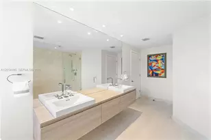 17111 Biscayne Blvd, North Miami Beach, FL 33160 - Photo 15