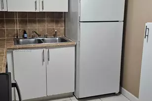 6801 Harding Ave, Miami Beach, FL 33141 - Photo 31