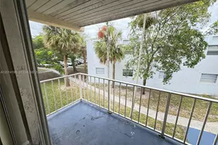 415 Executive Center Dr, West Palm Beach, FL 33401 - Photo 17