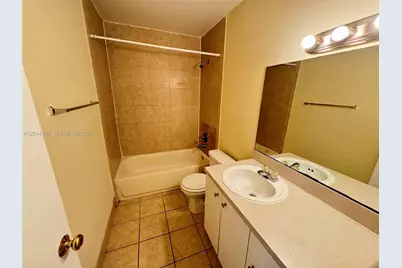 415 Executive Center Dr #203, West Palm Beach, FL 33401 - Photo 13