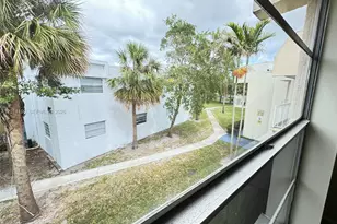 415 Executive Center Dr, West Palm Beach, FL 33401 - Photo 19
