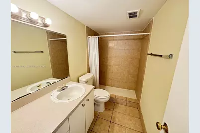 415 Executive Center Dr #203, West Palm Beach, FL 33401 - Photo 15