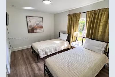 1025 NW 55th St, Miami, FL 33127 - Photo 17