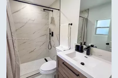 1025 NW 55th St, Miami, FL 33127 - Photo 9