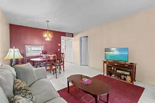 100 Berkley Rd, Hollywood, FL 33024 - Photo 19