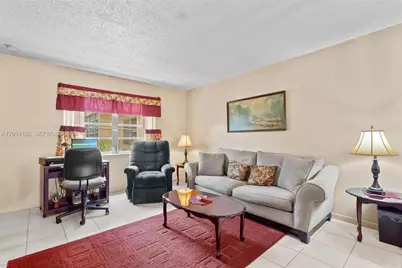 100 Berkley Rd #106, Hollywood, FL 33024 - Photo 17