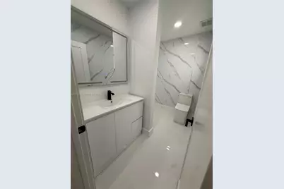 2951 NW 57th St, Miami, FL 33142 - Photo 19