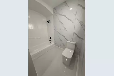 2951 NW 57th St, Miami, FL 33142 - Photo 21