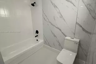 2951 NW 57th St, Miami, FL 33142 - Photo 21