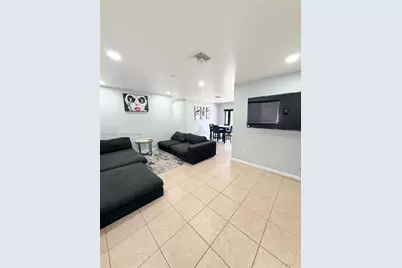 1410 NW 199th St, Miami Gardens, FL 33169 - Photo 3