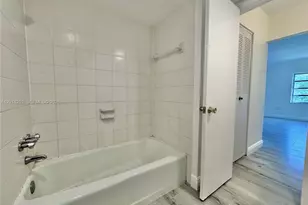 8335 SW 72nd Ave, Miami, FL 33143 - Photo 17