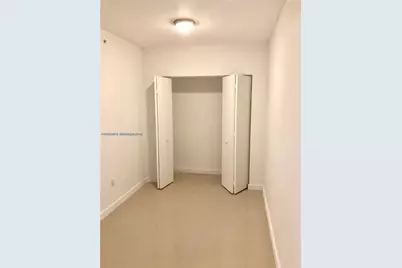 488 NE 18th St #3306, Miami, FL 33132 - Photo 3