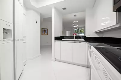 21050 Point Pl #302, Aventura, FL 33180 - Photo 13