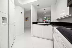 21050 Point Pl, Aventura, FL 33180 - Photo 13