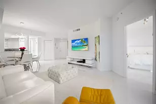 21050 Point Pl, Aventura, FL 33180 - Photo 3
