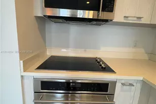 45 SW 9th St, Miami, FL 33130 - Photo 3