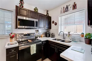 1059 NW 77th St, Miami, FL 33150 - Photo 9
