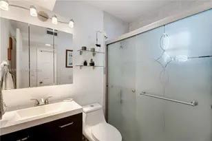 1059 NW 77th St, Miami, FL 33150 - Photo 11
