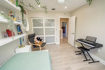 [Address not provided], Pembroke Pines, FL 33028 - Photo 41