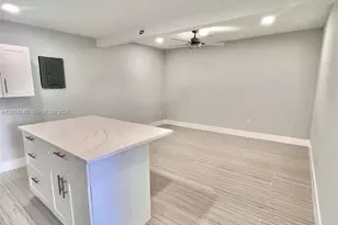 2000 SW 96th Ave, Miramar, FL 33025 - Photo 5