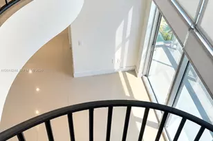 300 S Biscayne Blvd, Miami, FL 33131 - Photo 5