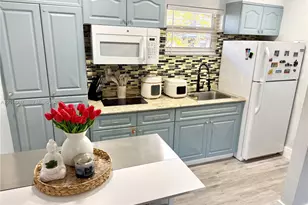 399 NW 72nd Ave, Miami, FL 33126 - Photo 3