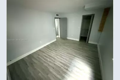 399 NW 72nd Ave #210, Miami, FL 33126 - Photo 9