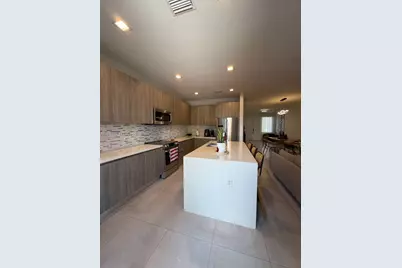 7187 NW 103 Path #7187, Miami, FL 33178 - Photo 7