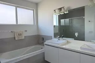 7187 NW 103 Path, Miami, FL 33178 - Photo 15