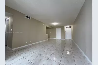 212 Lake Pointe Dr #209, Oakland Park, FL 33309 - Photo 3