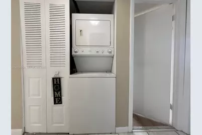 212 Lake Pointe Dr #209, Oakland Park, FL 33309 - Photo 7