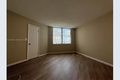 212 Lake Pointe Dr #209, Oakland Park, FL 33309 - Photo 13