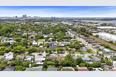 930 34th St, West Palm Beach, FL 33407 - Photo 19