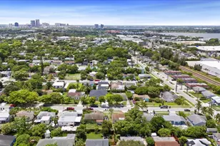 930 34th St, West Palm Beach, FL 33407 - Photo 19