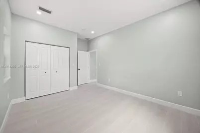 930 34th St, West Palm Beach, FL 33407 - Photo 15