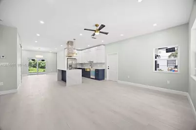 930 34th St, West Palm Beach, FL 33407 - Photo 11