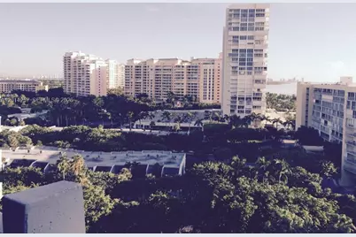 1121 Crandon Bl #E1104, Key Biscayne, FL 33149 - Photo 3