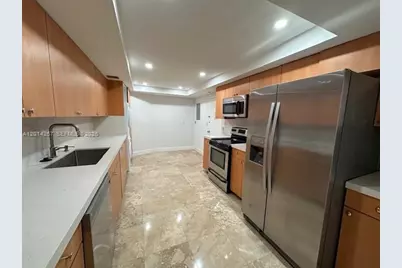 1121 Crandon Bl #E1104, Key Biscayne, FL 33149 - Photo 5