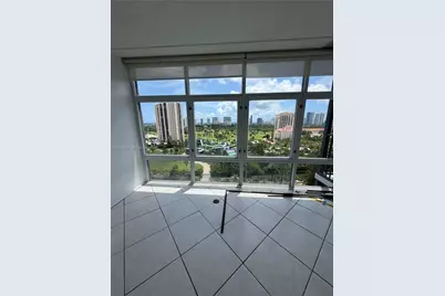 20100 W Country Club Dr #1606, Aventura, FL 33180 - Photo 5