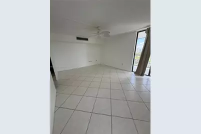 20100 W Country Club Dr #1606, Aventura, FL 33180 - Photo 9